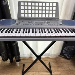 Yamaha Electric Keyboard PSR-275 W/Stand 