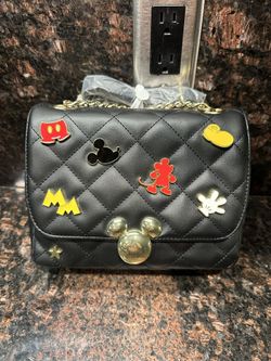New Loungefly Disney Mickey Mouse Icons Quilted Crossbody Bag — BoxLunch Exclusi