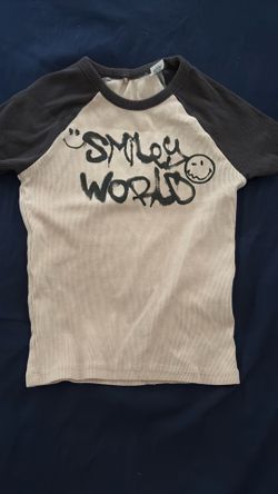 smiley world shirt (XSMALL)