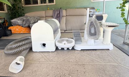 lvittyPet Pet Grooming Vacuum, Hair Trimmer for Dogs & Cats, 13000PA Suction, 5 Grooming Tools, Low Noise, 2.3L, for Shedding
