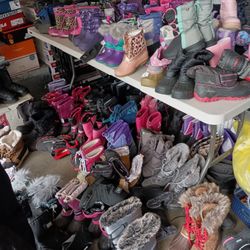 Snow Boots For Small Kids 15.00 Each Buy Now