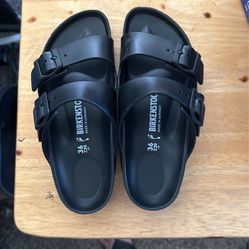 Brand New Birkenstock Sandals Size 5