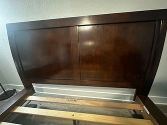 Bed frame - Queen Size