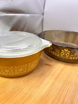 Vintage Pyrex Butterfly Gold & Woodland Daisy Casserole Dishes – Made in USA