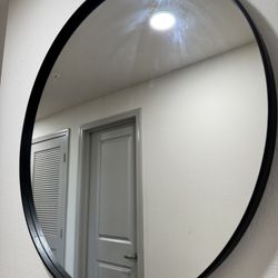 Round Mirror