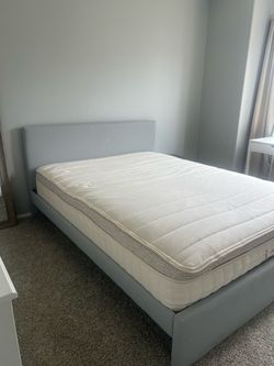 Queen Platform Bed W/ Mattress!