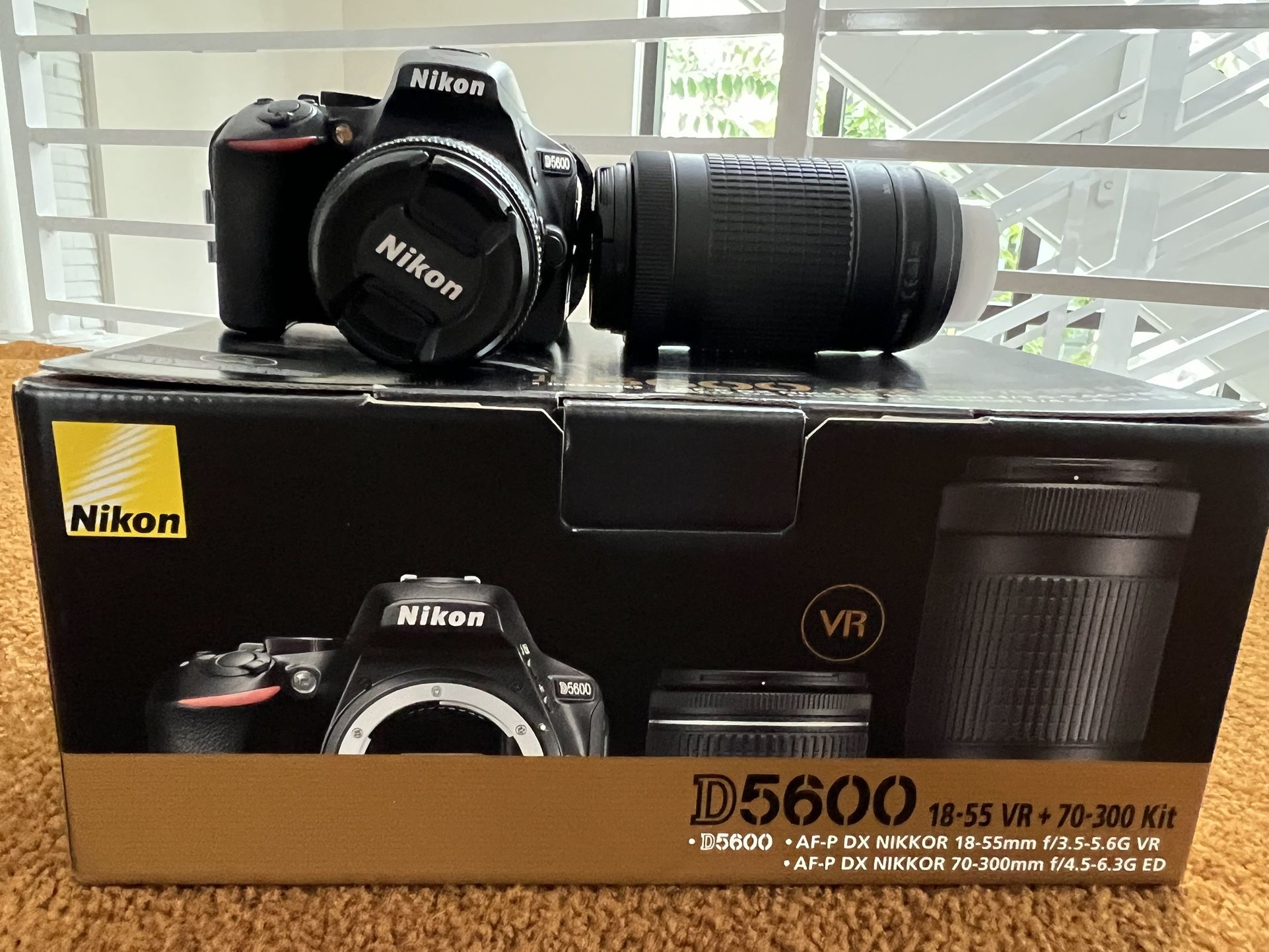 Nikon - D5600 DSLR Video Two Lens Kit with 18-55mm and 70-300mm Lenses - Black