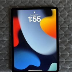 iPad Pro 11inch; Accessories Included 