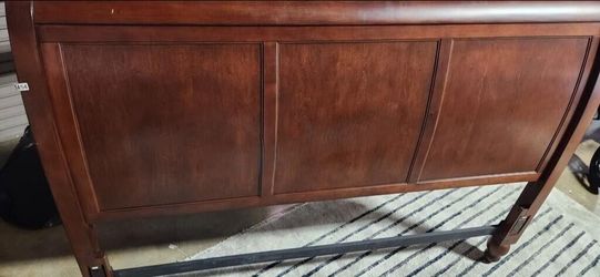 King or ca king sleigh headboard cherry 100 New Never Used