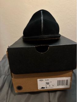 UGG Scuff Men's Black Leather Lined Slip-On Slippers