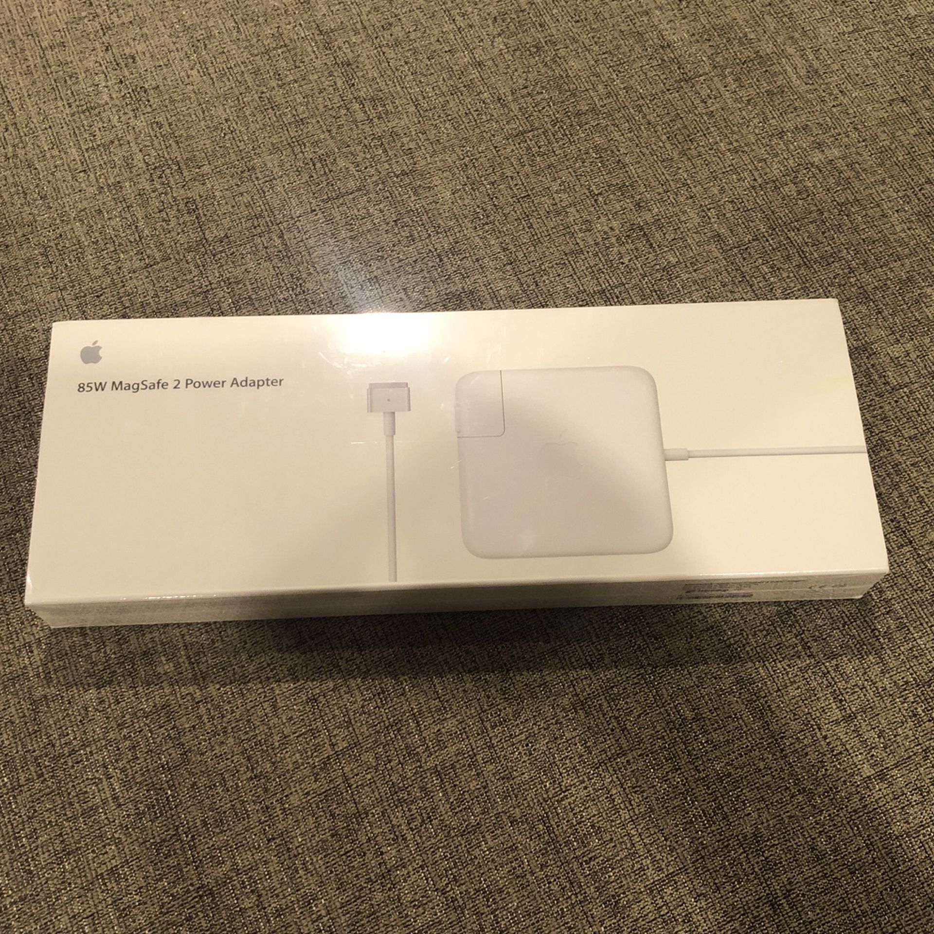 Apple 85W MagSafe Power Adapter