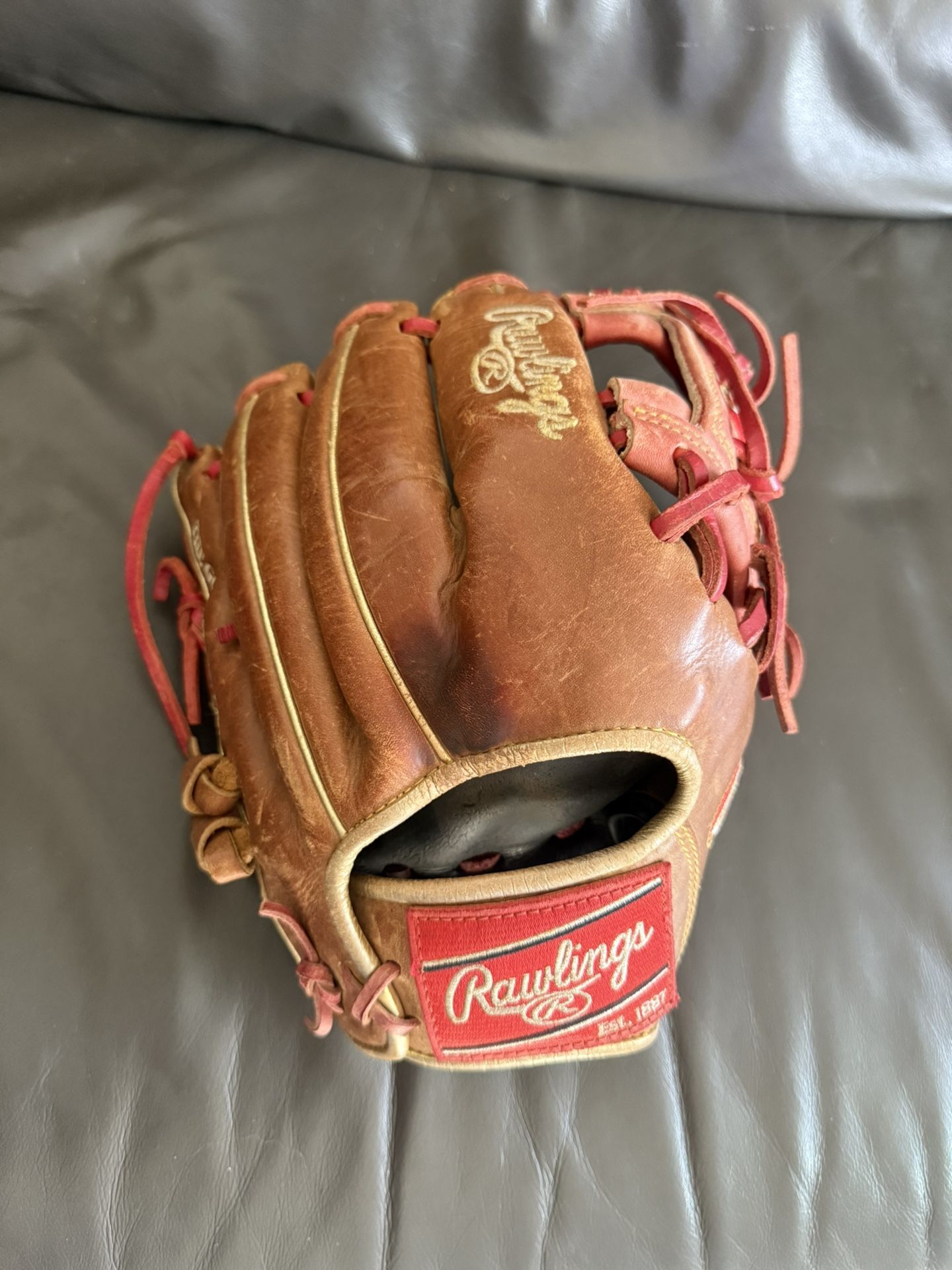 Rawlings Heart Of The Hide Glove