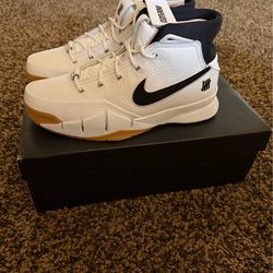 Brand new Kobe 1 undefeated size 10