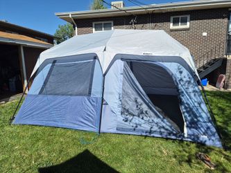 10 person cabin tent, CORE Equipment,  complete.
