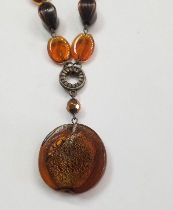 Glass Disc And Bead Necklace 