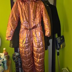 Brand New Snow Suit. Water Proof. New Without Tags. Size Medium. The Bottom Zippers Up On The Side Of Each Leg For Easy Boot Access