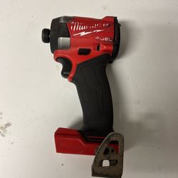 Milwaukee 18 V Impact Drill