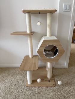 Modern Cat Tree with Condo and Scratching Posts