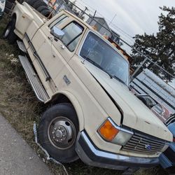 Parting Out 1987 Ford F250 Parts