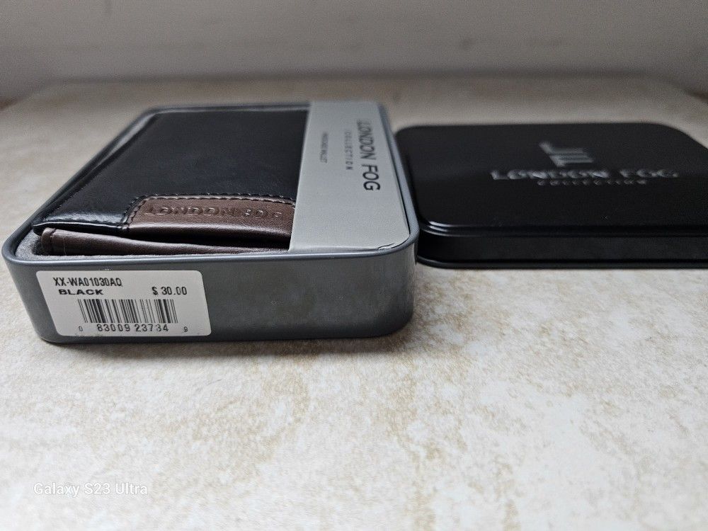London Fog Men's wallet