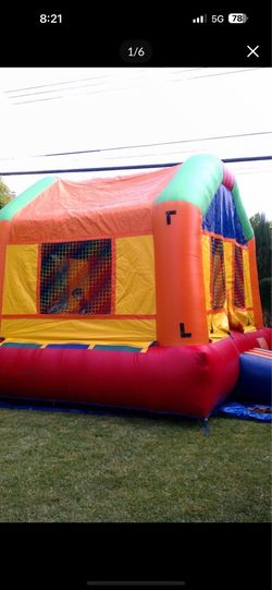 Commercial bouncer house 15 x 15.. includes blower great condition $550