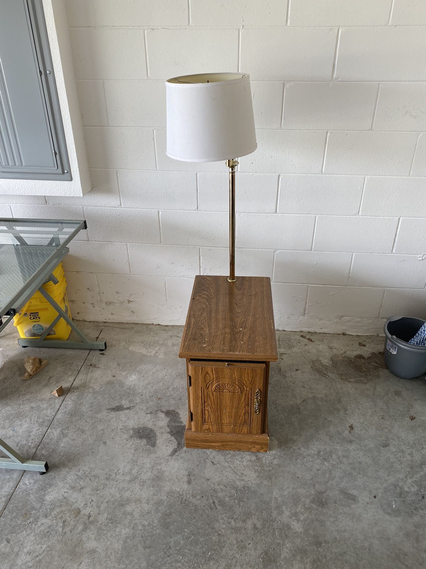 VTG Floor Lamp With A Wooden Table