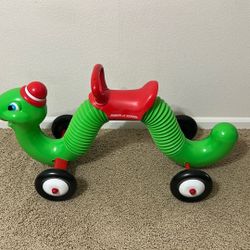 Radio Flyer Inch Worm