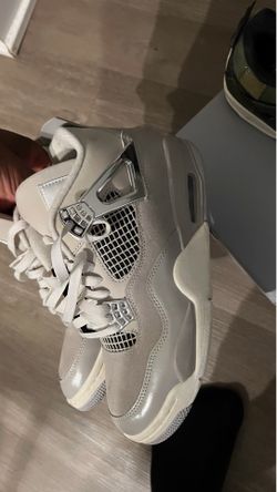Jordan 4’s