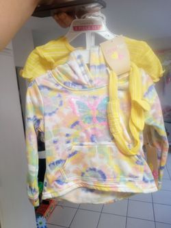 Nwt Little Girls Outfit 24m Sweater, Shorts, Tshirt. Headband $6