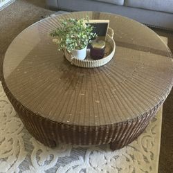 Coffee Table W Glass Top