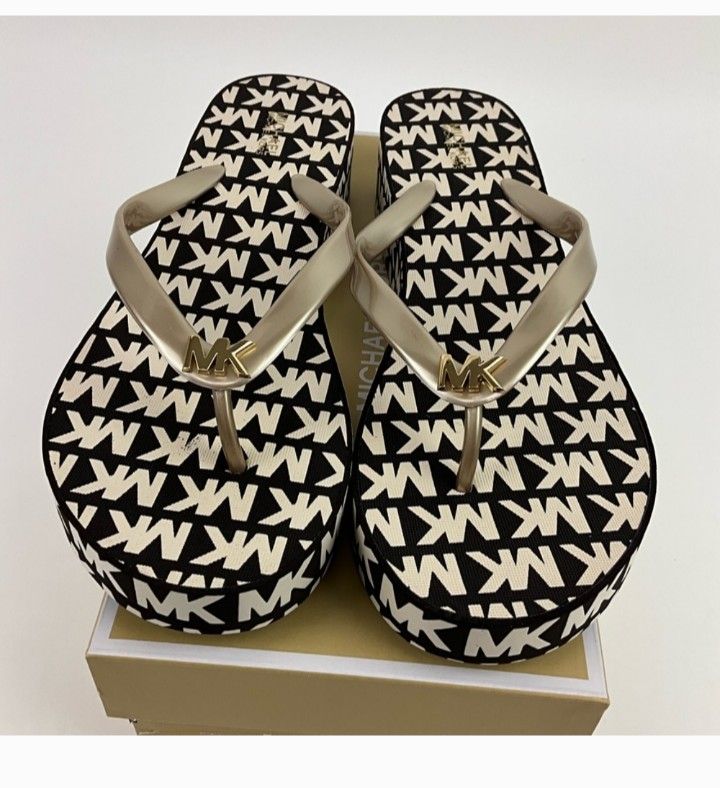 Michael Kors Ladies Bedford Glam Flip Flop