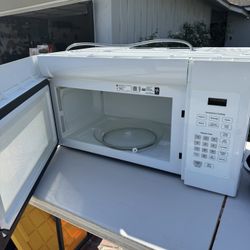 GE Microwave Hood