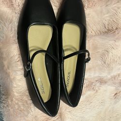 Black Ballet Shoes With Strap Size 10  Now $6