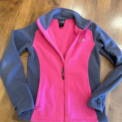 Women’s North Face Fleece Jacket Shipping Available