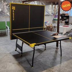 Official Size Indoor Ping Pong Table 2 Paddles Balls Black Yellow