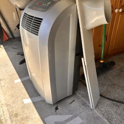 AC good condition you just need the house