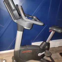life fitness bike