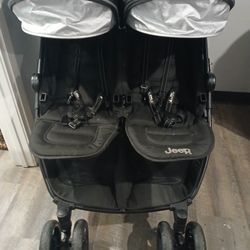 Jeep Destination Side x Side Double Ultralight Stroller
