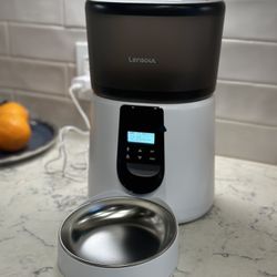 LenSoul Automatic Dog & Cat Feeder