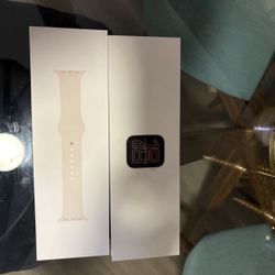 Apple Watch SE 40mm 3rd Gen BRAND NEW