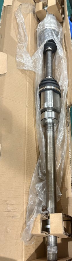 2012-2018 Nissan Altima Passenger Front Axle