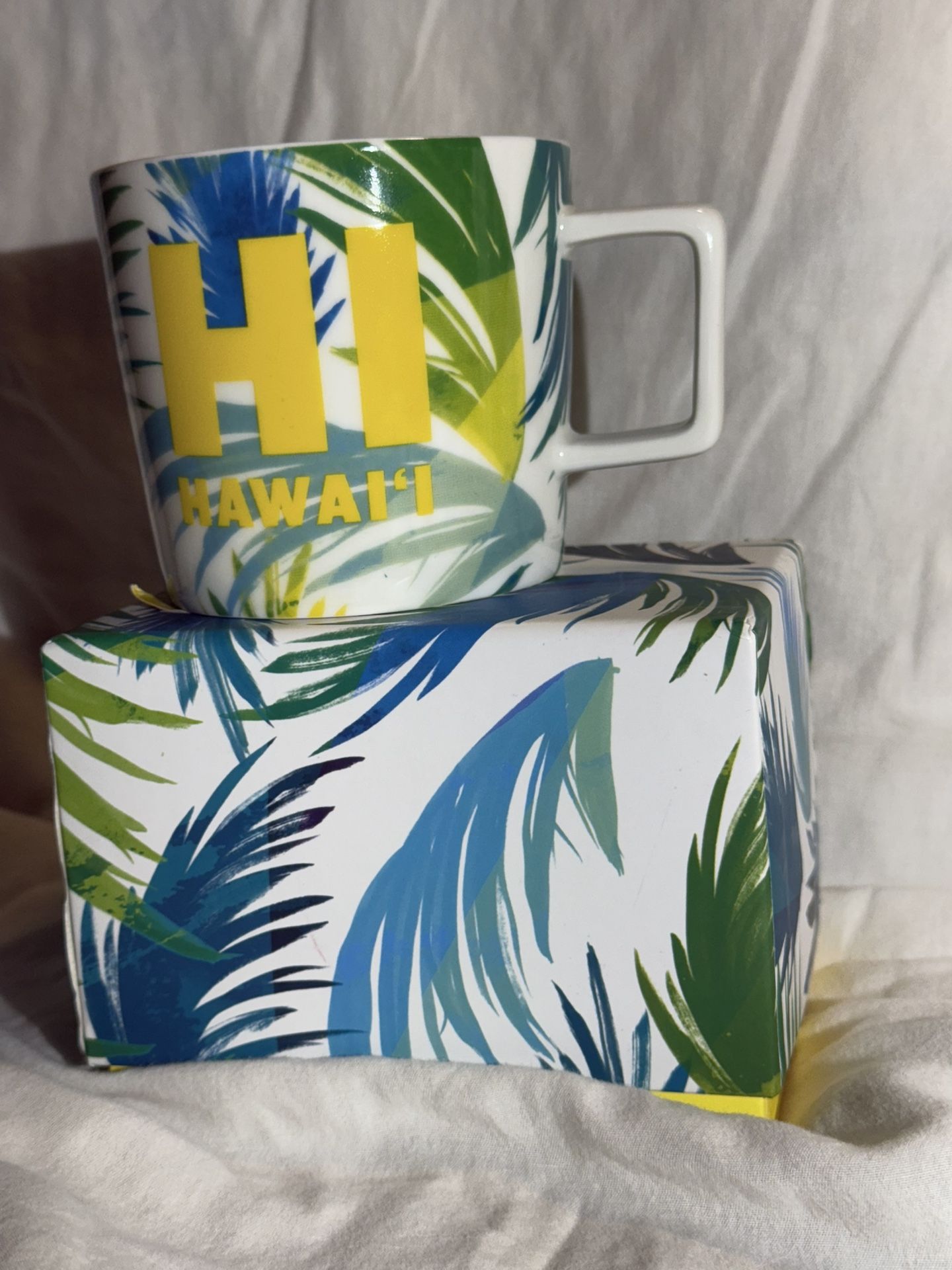 Hawaii Starbucks Mug - Brand New