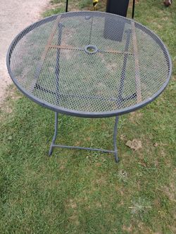 Patio table