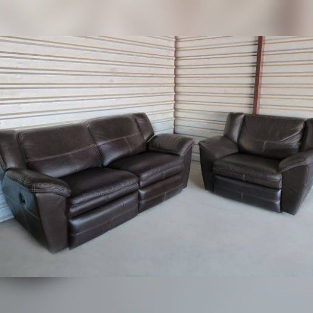 La-Z-Boy Leather Reclining Sofa & Oversized Chair Set