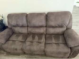 Recliner sofa