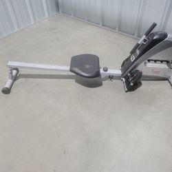 Rowing Machine 