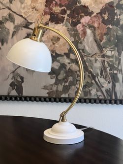 Desk lamp 