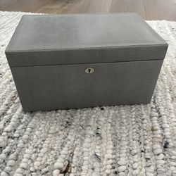 Pottery Barn Faux Shagreen Decorative Jewelry / Keepsake Box with Lock – Gray