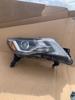 OEM 2017 2018 2019 Nissan Pathfinder Halogen /led Headlight (Right/Passenger) 