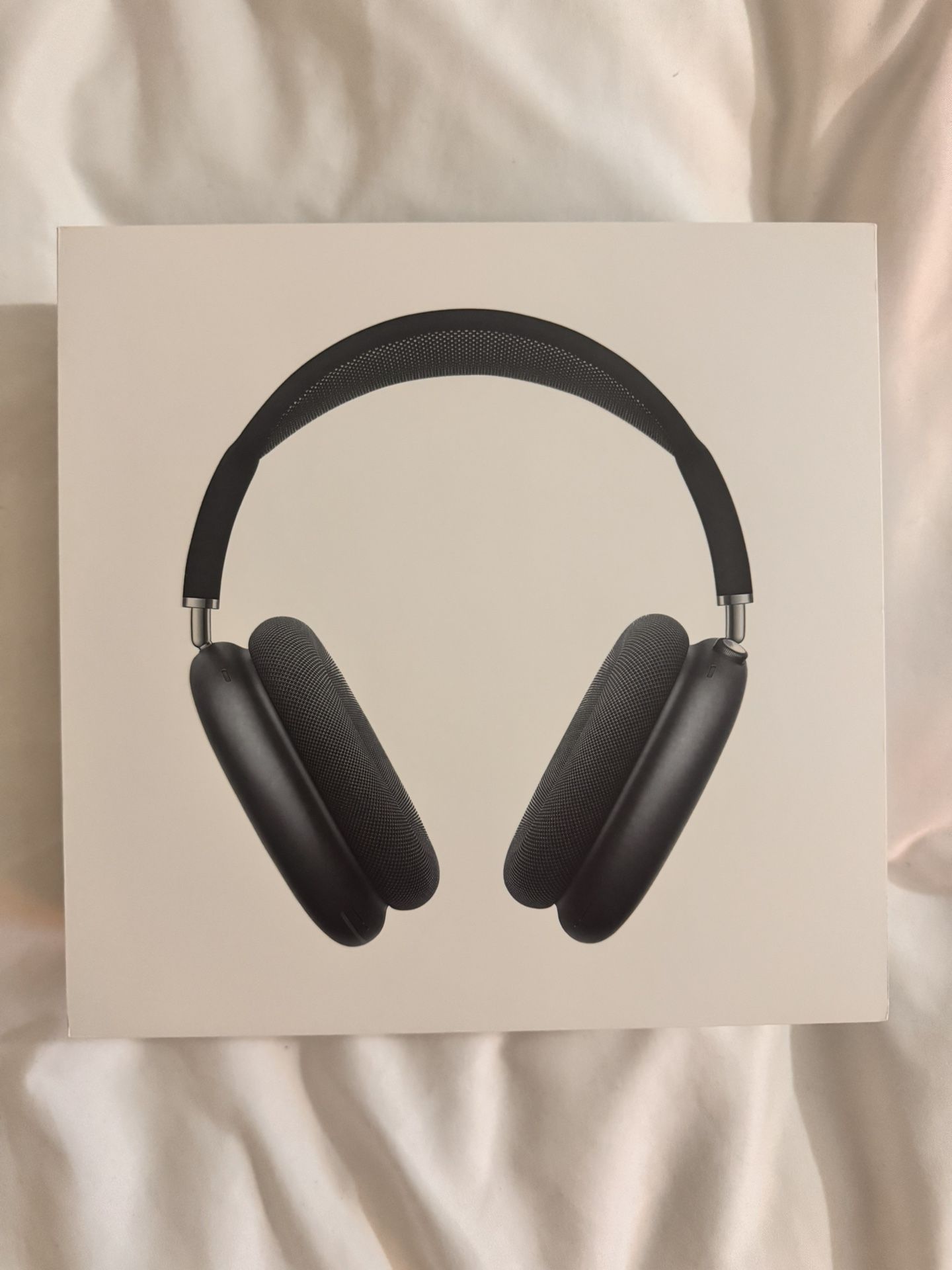 AirPod Max’s (USBC BRAND NEW)